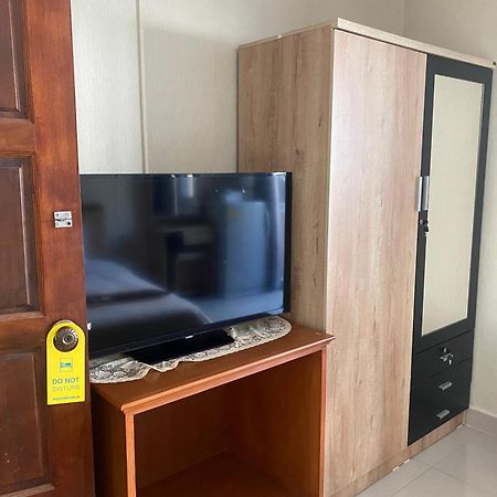 Hug Me Guesthouse Pattaya Εξωτερικό φωτογραφία