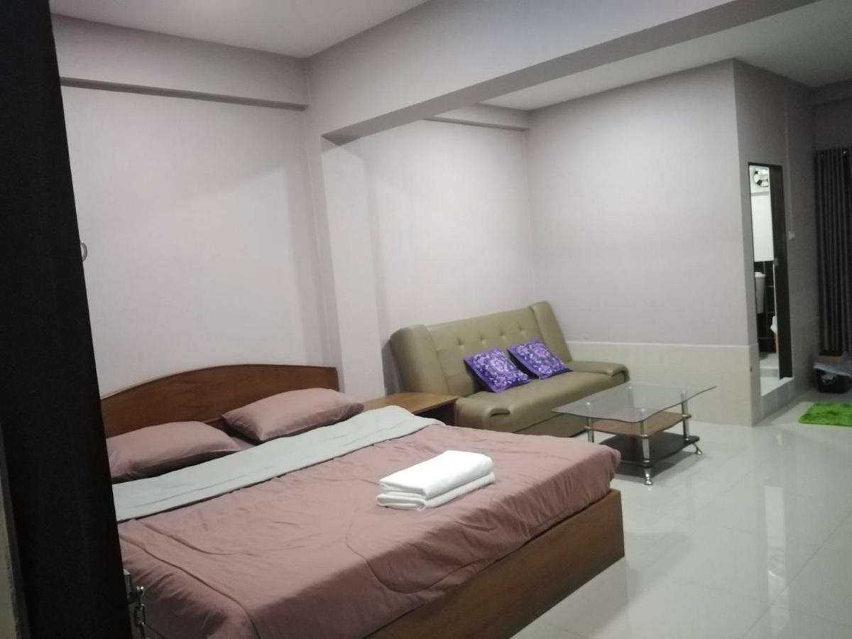 Hug Me Guesthouse Pattaya Εξωτερικό φωτογραφία