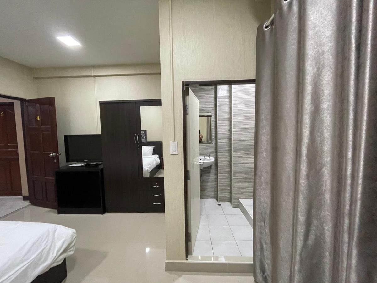 Hug Me Guesthouse Pattaya Εξωτερικό φωτογραφία